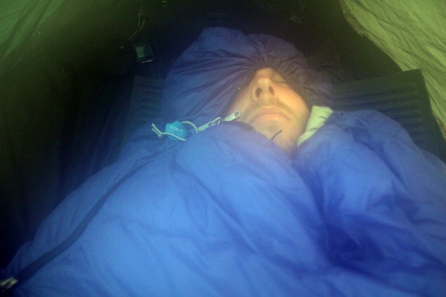 Eine kalte Nacht im Zelt.