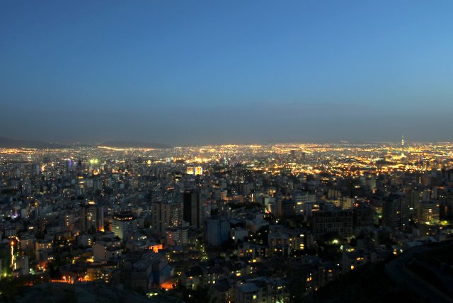 Teheran bei Nacht.